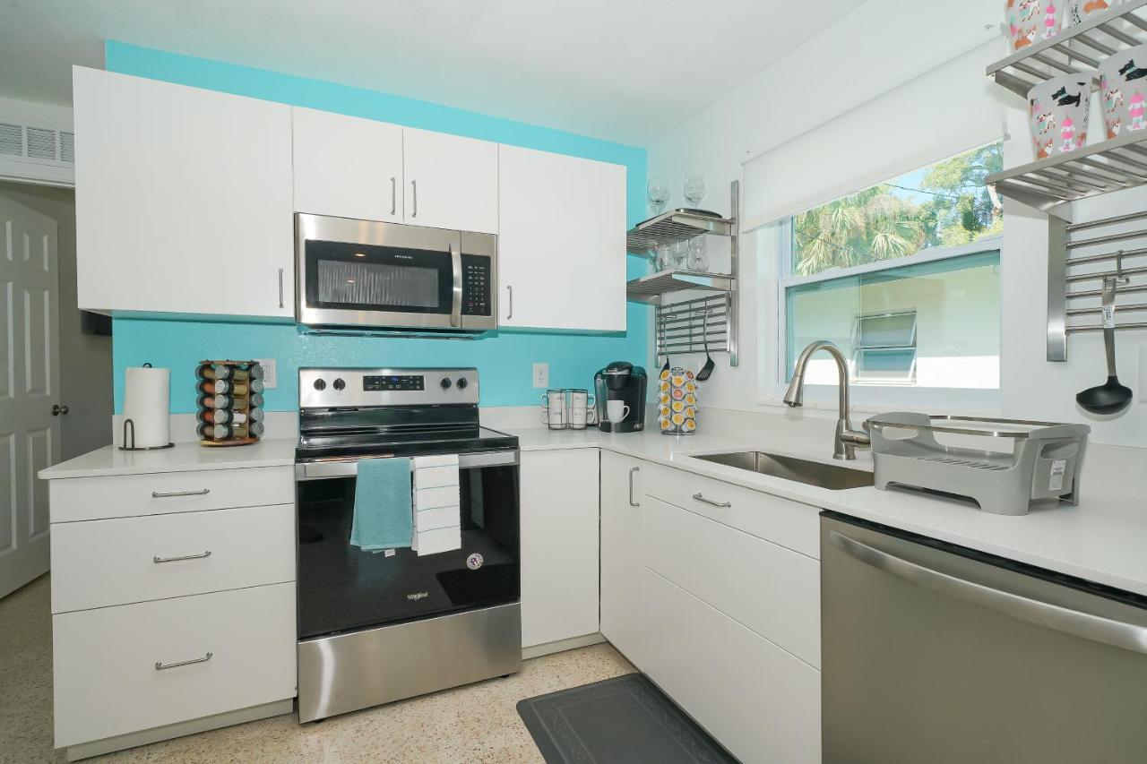 Modern & Fresh - Less Than 3 Miles To The Beach! 사라소타 외부 사진